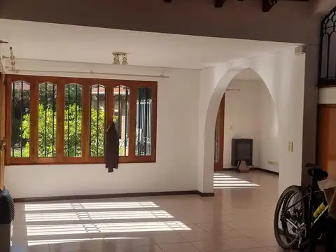 Casa en Alquiler de 3 dormitorios