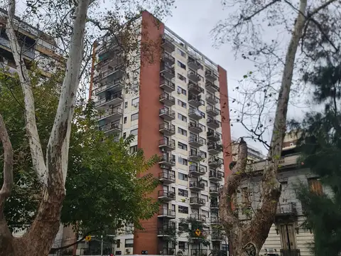 Avenida Hipólito Yrigoyen 2100, Piso 6