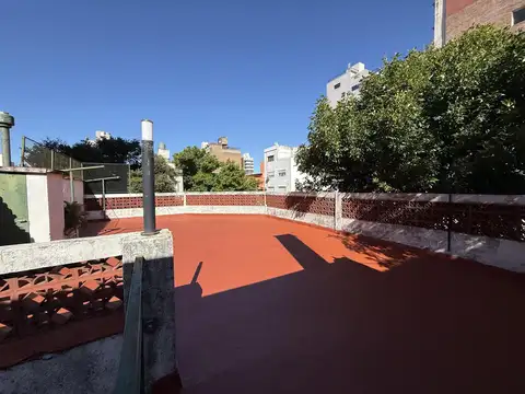 Casa en Abasto PLANTA ALTA CON TERRAZA