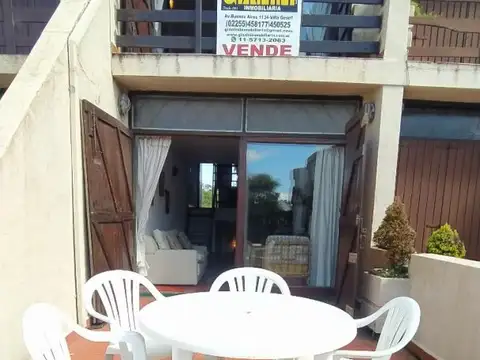 Casa en Alquiler Temporal con 1 cochera