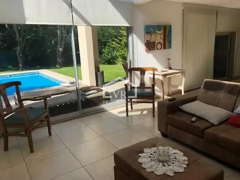 Casa en Venta en Sausalito, USD 270.000