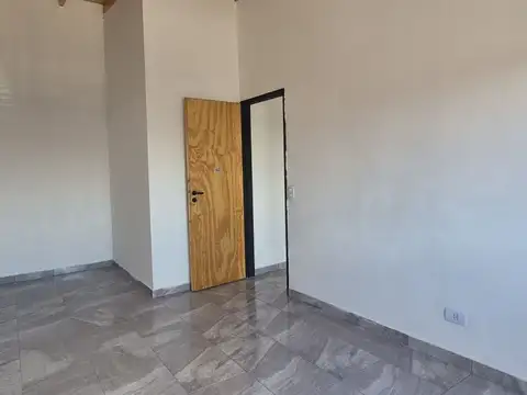 Depto Tipo Casa en Alquiler de 1 dormitorio