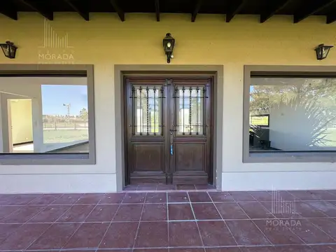 Casa 5 ambientes con 2 baños