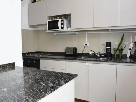 Departamento en Alquiler con 1 cocheras