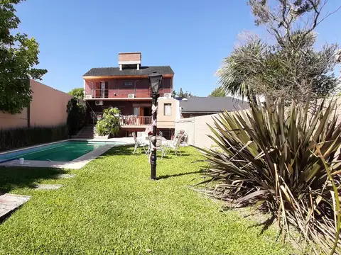 DESTACADA CASA EN VENTA CAMPANA