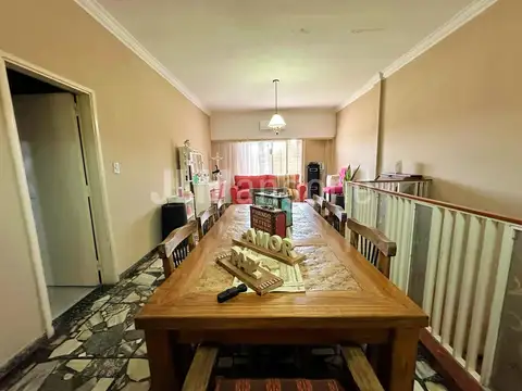 Depto Tipo Casa en Venta de 4 dormitorios