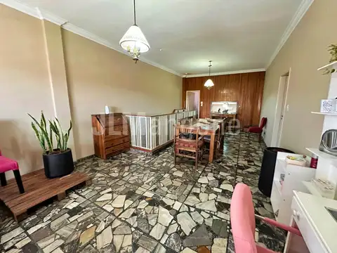 Depto Tipo Casa en Venta al Oeste