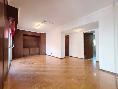Departamento 5 ambientes con 2 baños