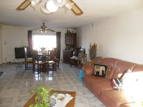 Departamento en Alquiler de 5 ambientes