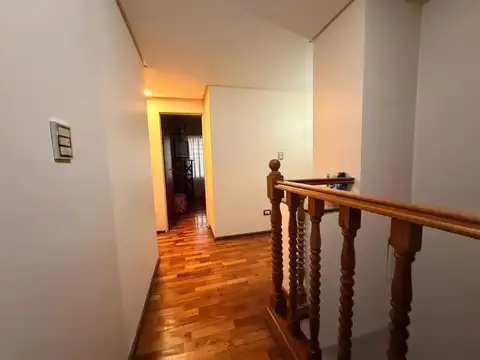 Casa En Alquiler En Ramos Mejia Sur