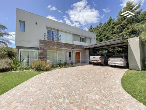 Sargento Cabral 5450