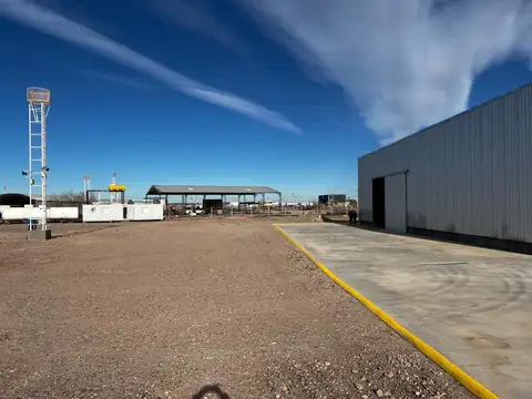 Galpón en venta en Añelo