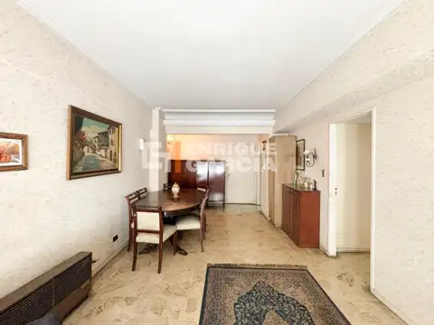 Bauness 2700, Piso 1°