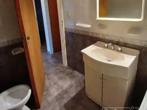 Depto Tipo Casa en Alquiler de 2 dormitorios