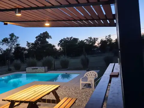 Casa en Alquiler Temporal con 1 cochera