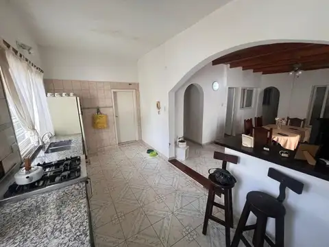 Depto Tipo Casa en Venta en Lomas de Zamora, USD 130.000