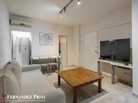 Departamento 2 ambientes con patio