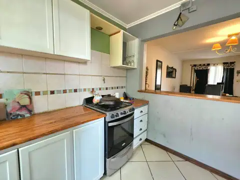 Casa en Alquiler con 1 cochera