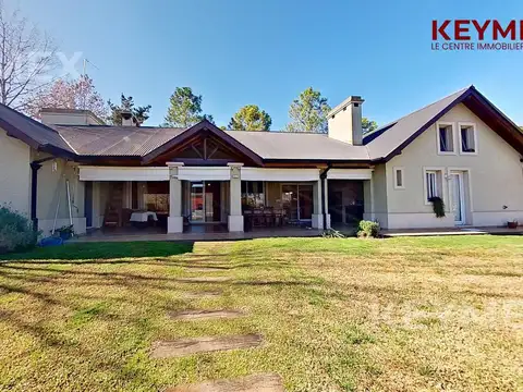 Casa 4 ambientes lomas de fatima