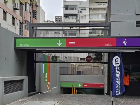 Cochera en Parking Privado en Palermo
