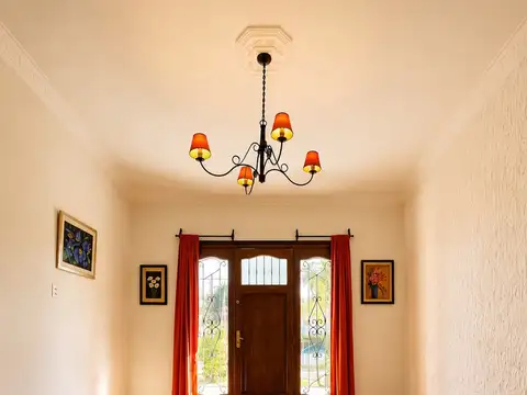Depto Tipo Casa en Alquiler de 2 dormitorios