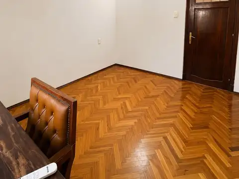 Depto Tipo Casa en Alquiler 75 años