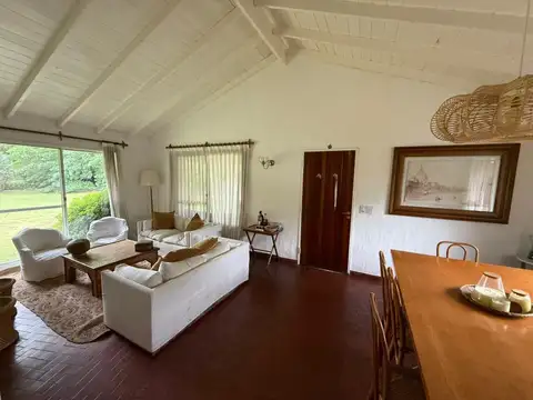 Casa en  Alquiler Anual/ Temporario con muebles - Teresa Urdapilleta Propiedades