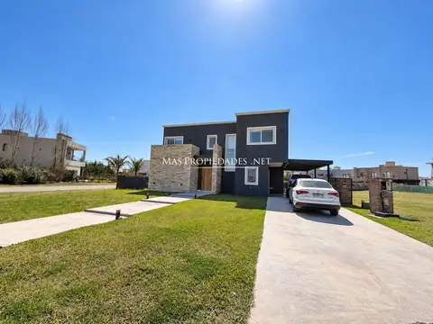 Venta Casa en Lagos de Canning 5 Dormitorios 100