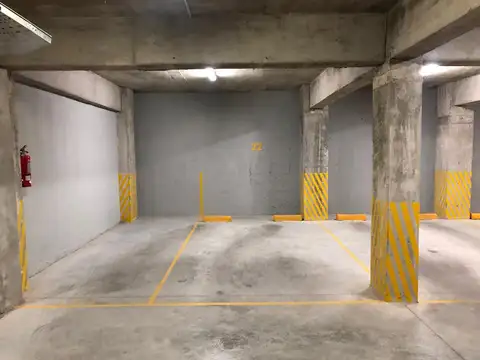 Cocheras en Venta Belgrano y Estrada