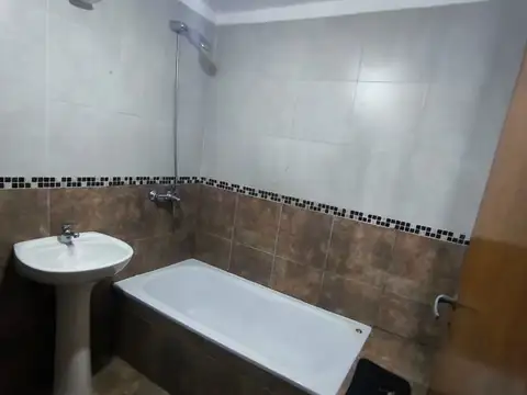 Venta Departamento Monoambiente Caseros Centro