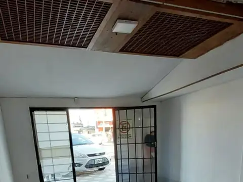 Local en Alquiler 51 años