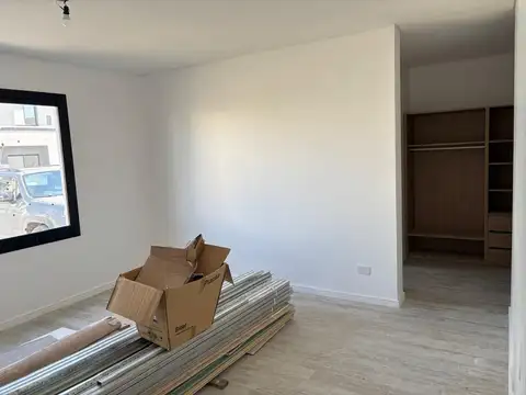 Casa en Alquiler en Vila Marina II, USD 1.500