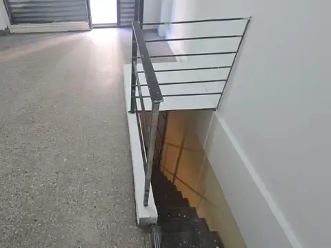 Local en Alquiler en Monserrat, $ 700.000