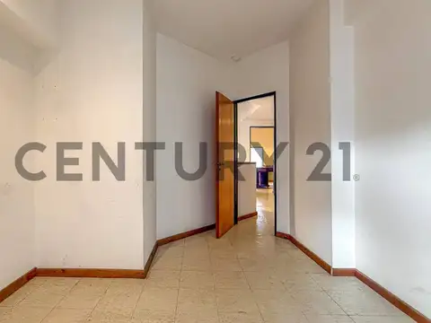 Oficina 4 ambientes con 1 baño