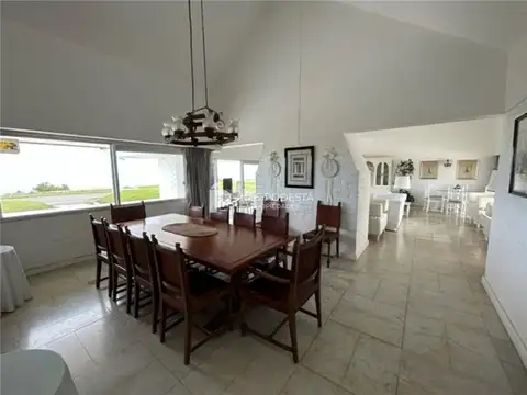 Casa en Alquiler en Pinares, USD 39.000