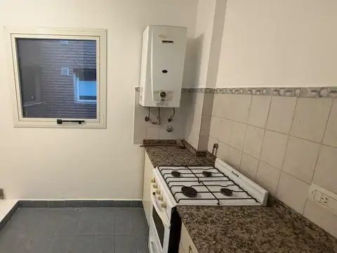 DEPTO EN ALQUILER 1 DORM Y BALCON. B° NVA CORDOBA