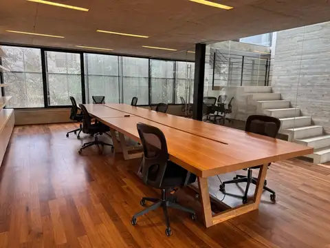 Oficina en Alquiler en Lomas de Nuñez, USD 14.900
