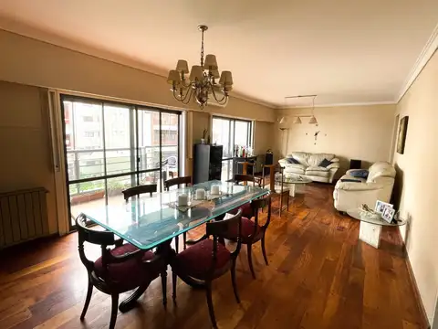 Departamento 5 ambientes con 4 baños