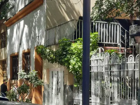 Terreno en Venta 27  mts Fondo