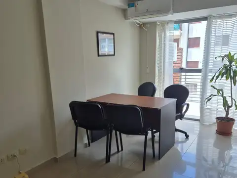 ALQUILER BOX OFICINA - ESPACIO DE TRABAJO PARA PROFESIONALES