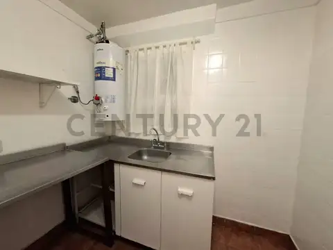 Departamento en Alquiler en Olivos Vías/Río, $ 650.000