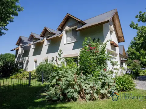 Casa en Venta con 1 cochera