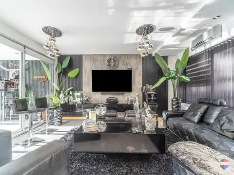 VENTA DEPTO 5 AMB EN TRIPLEX TERRAZA EN V DEVOTO