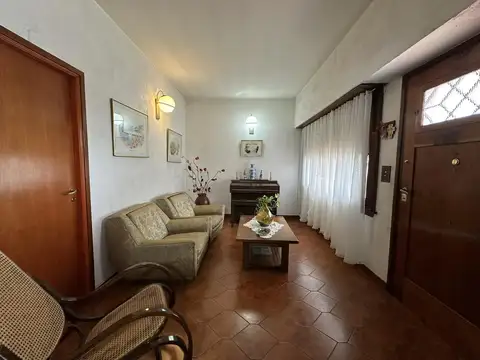 Casa en Venta en Bernal Oeste, USD 105.000