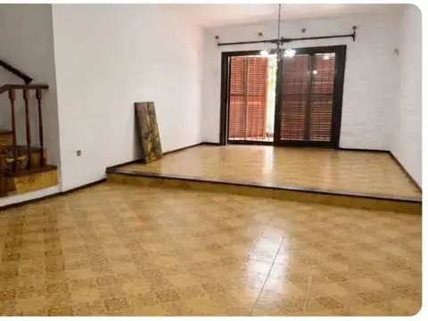 Casa en Alquiler de 3 dormitorios
