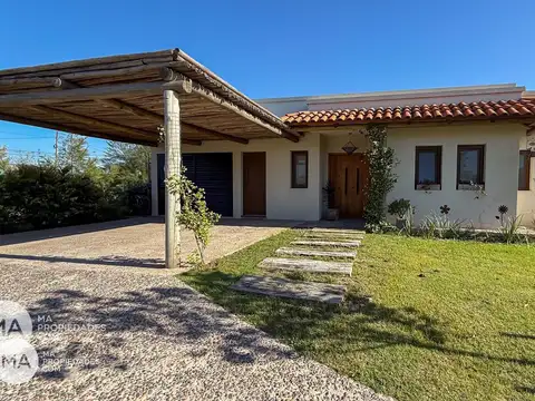 Casa 3 Dormitorios en barrio cerrado con playroom - Vida Barrio Cerrado - Funes | Venta