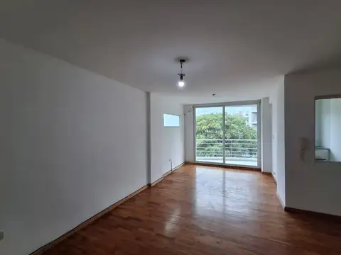 Departamento en  alquiler dos dormitorios al frente Pellegrini 324 Rosario