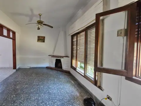 ALQUILER CASA EN BELLA VISTA. 2 DORMITORIOS