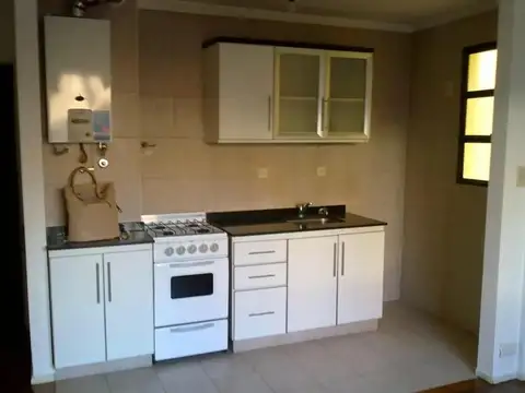 VENTA DE DOS AMB EN BELGRANO MUY LUMINOSO 