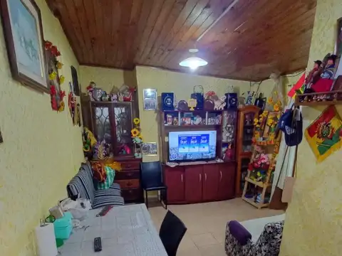 VENTA PH 2 AMB EN LINIERS CON PATIO SIN EXPENSAS